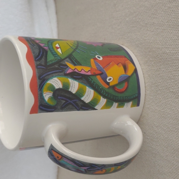 Renee Flower Cat Mug - Picture 4 of 7